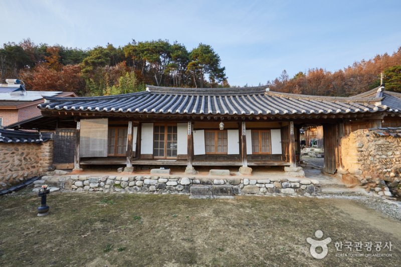 The Old House of Jeong Clan in Woomyeong-ri (Hyo-ri House) (우명리 정씨고가(효리댁))[한국관광품질인증/Korea Quality] (11/13)
