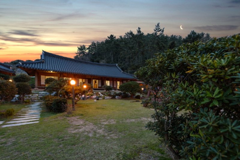 Oedaldo Hanok Pension (외달도 한옥민박) [한국관광품질인증/Korea Quality] (13/19)