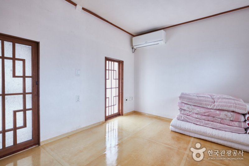 Wonhak Goga (Wonhak Old House) (원학고가) [한국관광품질인증/Korea Quality]