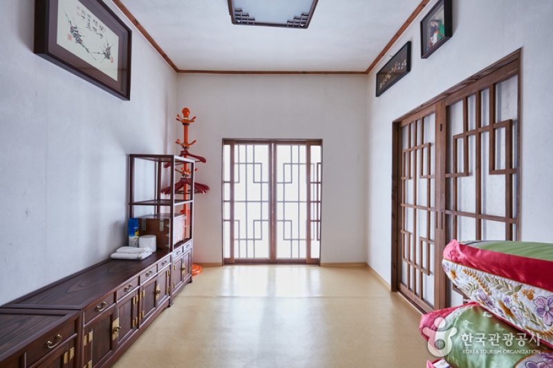Wonhak Goga (Wonhak Old House) (원학고가) [한국관광품질인증/Korea Quality]