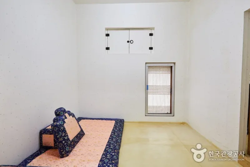 Wolgang Gotaek (The Old House of Choi Clan)(월강고택(최씨고가))[한국관광품질인증/Korea Quality] (1/14)