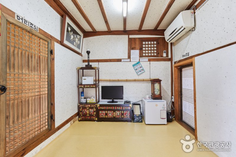 The Old House of Choi Pilgan in Goseong (고성 최필간고택) [한국관광품질인증/Korea Quality] (4/16)