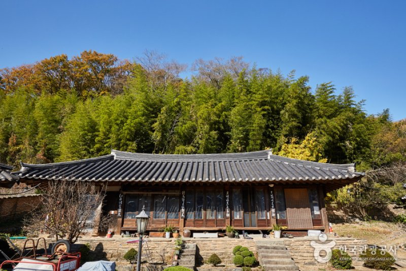The Old House of Choi Pilgan in Goseong (고성 최필간고택) [한국관광품질인증/Korea Quality] (11/16)