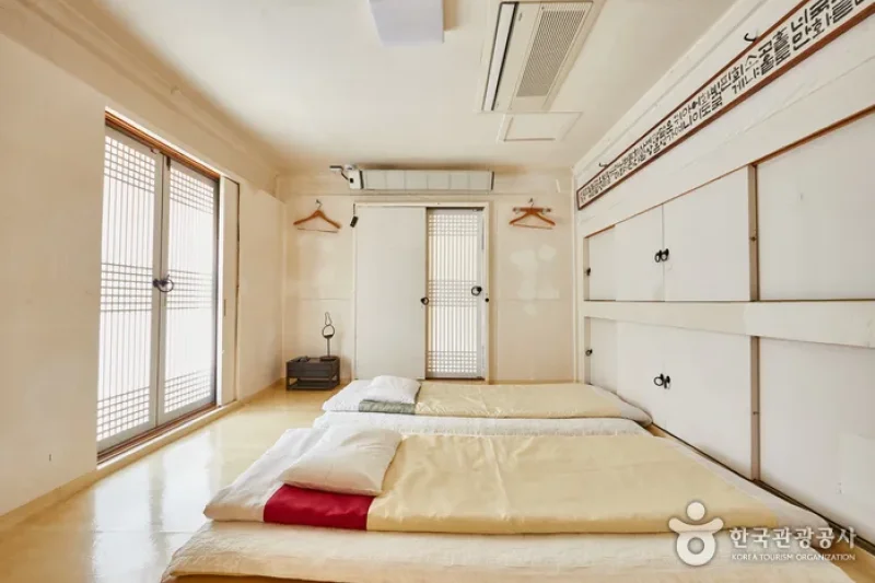 Rakkojae Andong (Hahoe) (락고재 안동(하회))[한국관광품질인증제/ Korea Quality] (2/14)