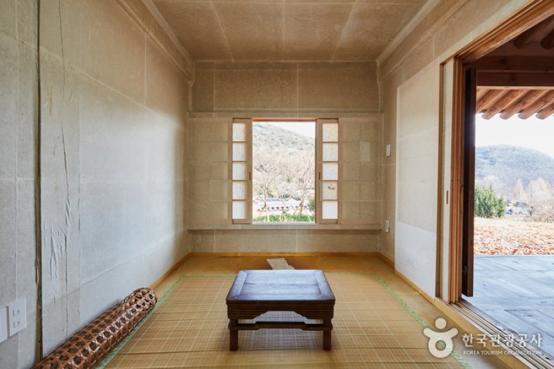 Hyangdan - Hanok Stay (향단 - 한옥스테이) (4/18)