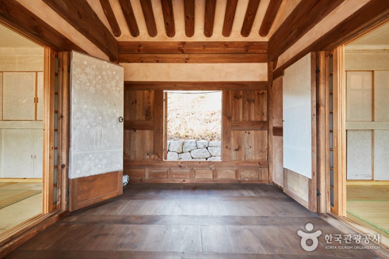 Hyangdan - Hanok Stay (향단 - 한옥스테이) (5/18)