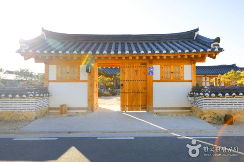 Wadamjung (와담정)[한국관광품질인증제/ Korea Quality] (1/12)