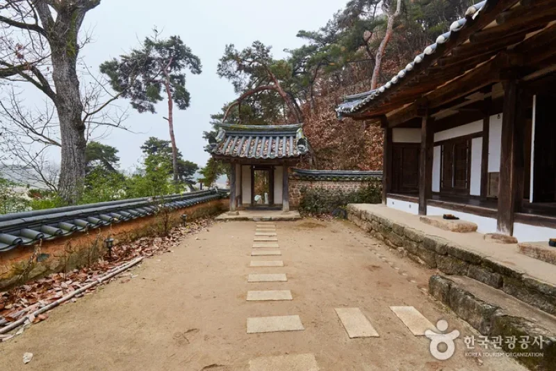 Ogyeonjeongsa House(옥연정사) [한국관광품질인증/Korea Quality] (13/14)
