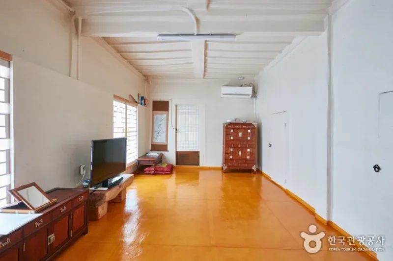 Songjeong Gotaek (The Old House of Songjeong)(송정고택)[한국관광품질인증/Korea Quality] (6/16)
