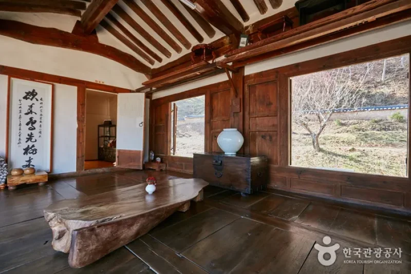 Songjeong Gotaek (The Old House of Songjeong)(송정고택)[한국관광품질인증/Korea Quality] (10/16)