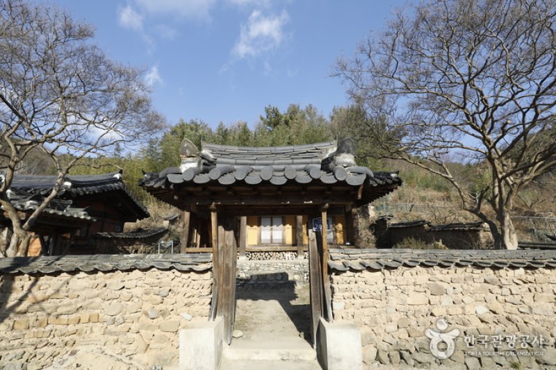 Chuwoojae House (개실마을 영농조합법인 추우재)[한국관광품질인증제/ Korea Quality] (10/12)