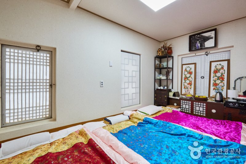 Manhoe Historic House (만회고택)[한국관광품질인증/Korea Quality] (1/18)