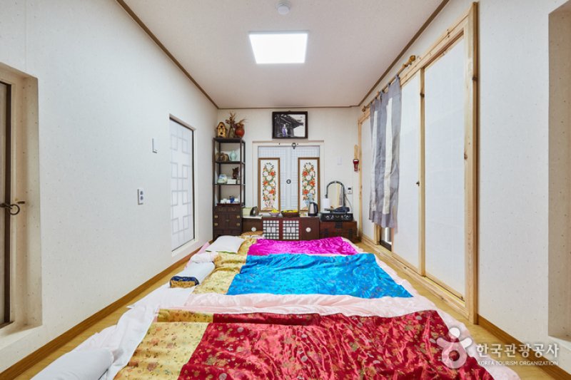 Manhoe Historic House (만회고택)[한국관광품질인증/Korea Quality] (2/18)