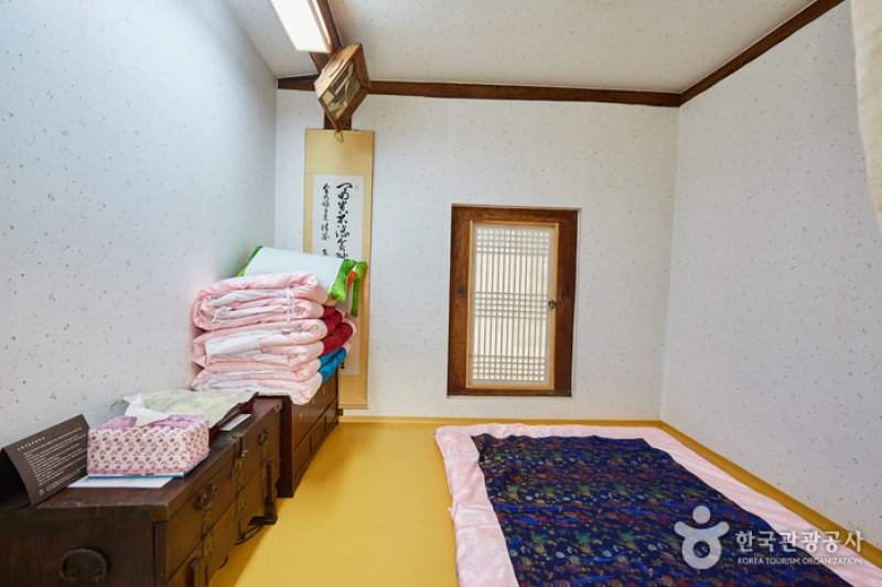 Manhoe Historic House (만회고택)[한국관광품질인증/Korea Quality] (6/18)