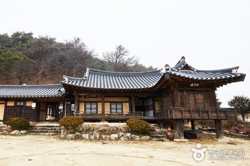Manhoe Historic House (만회고택)[한국관광품질인증/Korea Quality] (12/18)
