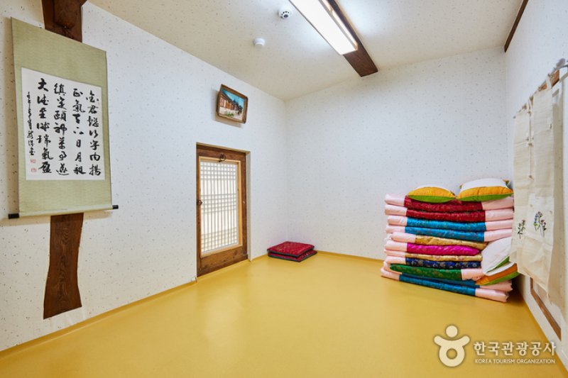 Manhoe Historic House (만회고택)[한국관광품질인증/Korea Quality] (15/18)