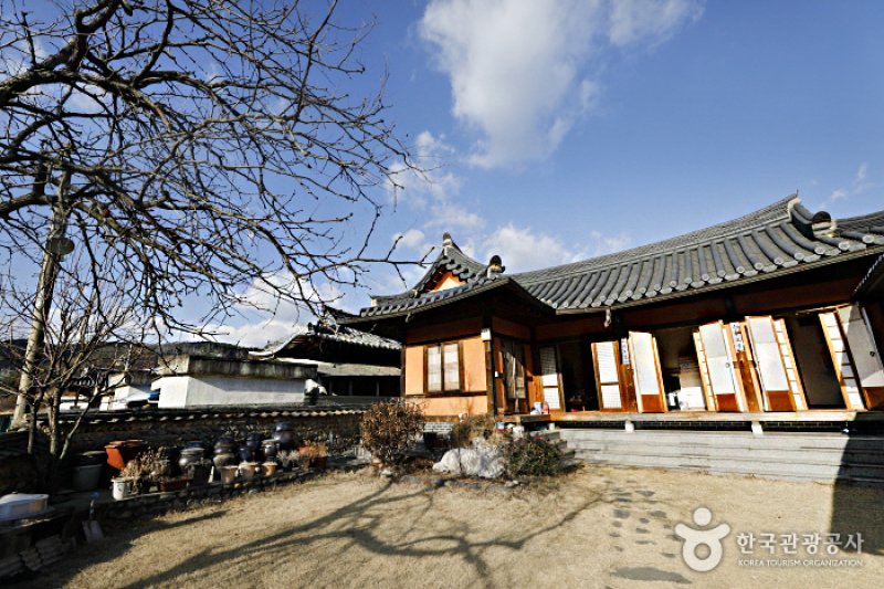 sil Village Farming Association Corporation (Hadong House) (개실마을영농조합법인 하동댁)[한국관광품질인증제/ Korea Quality] (1/10)