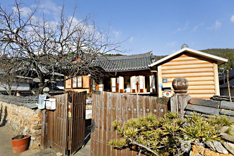 sil Village Farming Association Corporation (Hadong House) (개실마을영농조합법인 하동댁)[한국관광품질인증제/ Korea Quality] (7/10)