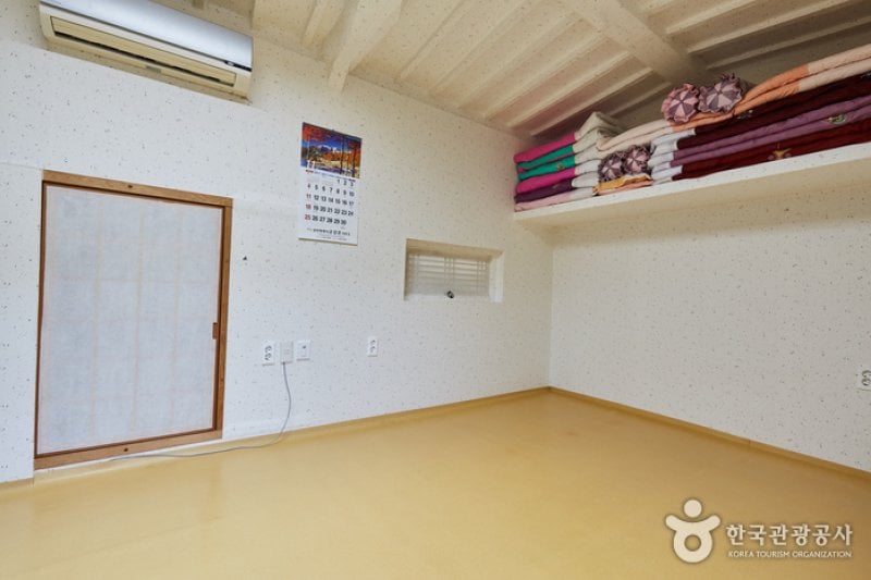 Andong Gotaek Isangru (Taejangtaesa of the Andong Kim Clan)(안동고택 이상루) [한국관광품질인증/Korea Quality] (1/16)