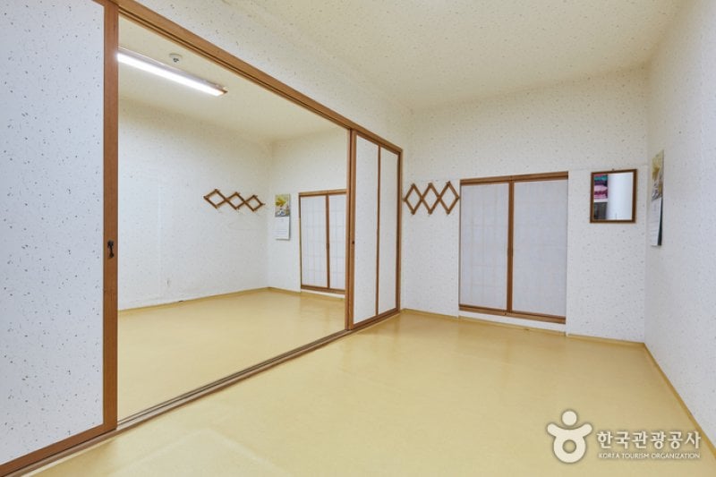 Andong Gotaek Isangru (Taejangtaesa of the Andong Kim Clan)(안동고택 이상루) [한국관광품질인증/Korea Quality] (16/16)