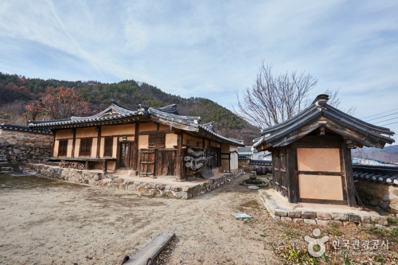 The Seongcheondaek House (주왕산 성천댁) [한국관광품질인증제/ Korea Quality] (11/12)