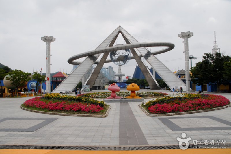Yuseong Special Tourist Zone (유성 관광특구) (2/6)