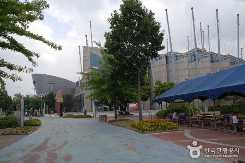 Yuseong Special Tourist Zone (유성 관광특구) (4/6)