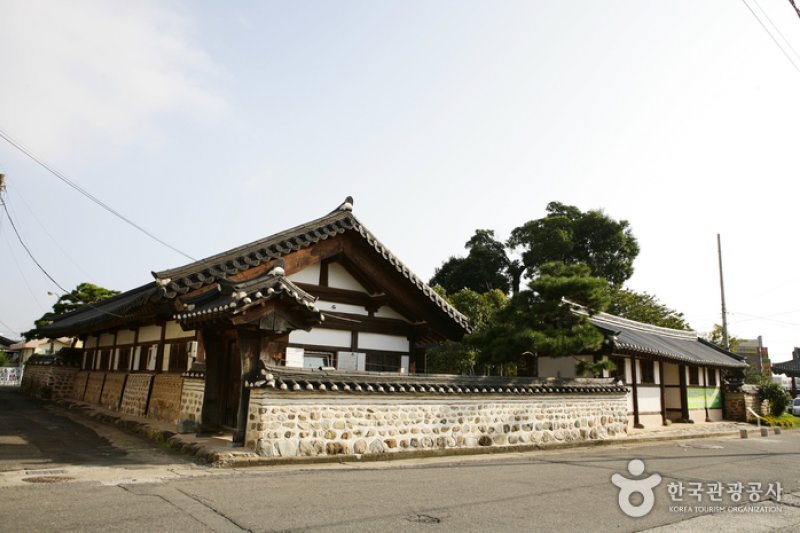 Naju Moksanaea (나주목사내아) (1/19)