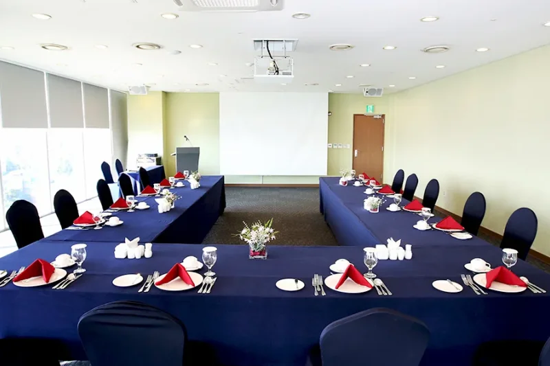 Harbor Park Hotel 