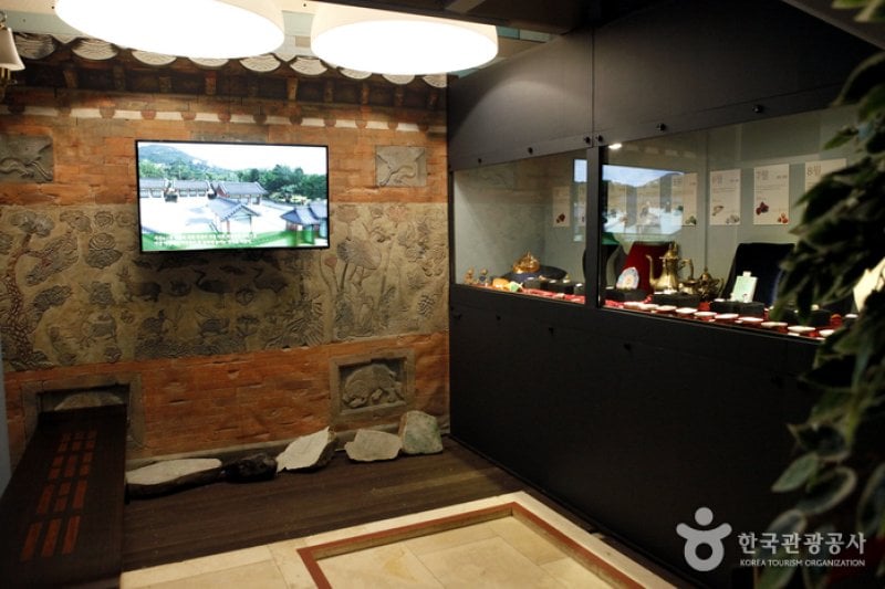 Byeokbong Korea Jewelry Museum (벽봉한국장신구박물관) (10/12)