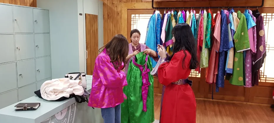 One day Experience Tour in Ganghwa Island, Incheon(from Seoul)  (5/28)