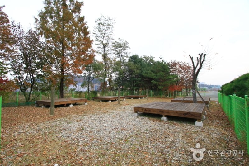 Yuseong Youth Hostel (유성 유스호스텔) (2/4)