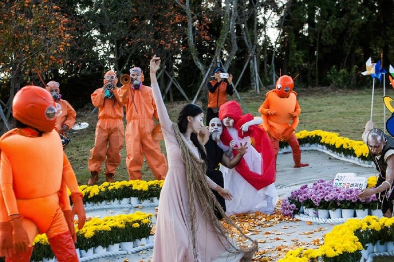 Jeju International Experimental Arts Festival (제주국제실험예술제) (1/6)