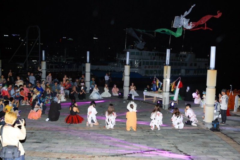 Jeju International Experimental Arts Festival (제주국제실험예술제) (2/6)