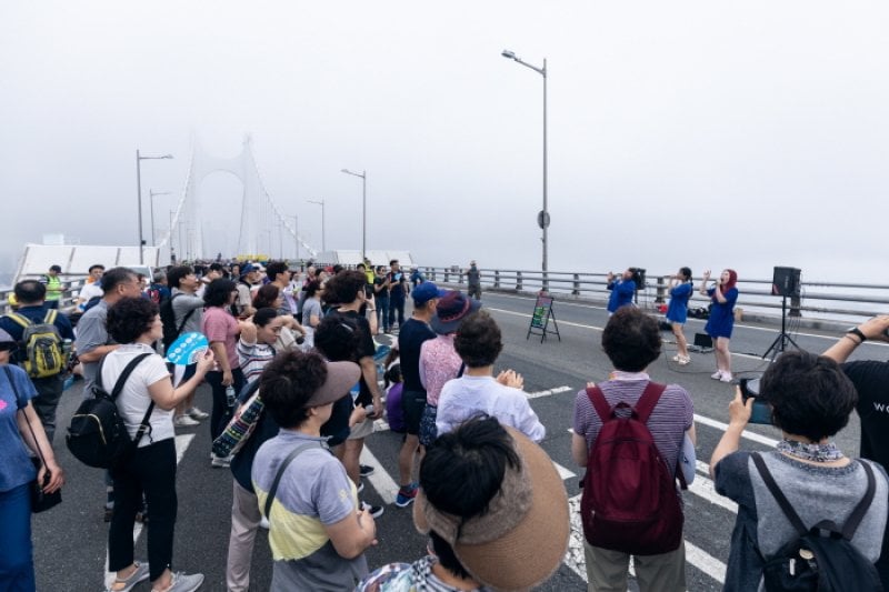 Gwangandaegyo Bridge Pedestrian Acess Event  (3/6)