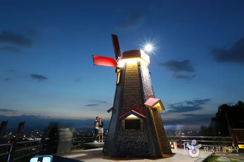 Daedong Sky Park (대동하늘공원) (9/16)