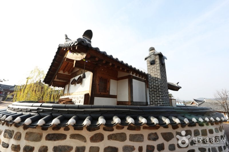 Gongju Hanok Village  (49/54)