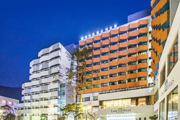 Lake Hills Golftel Bugok