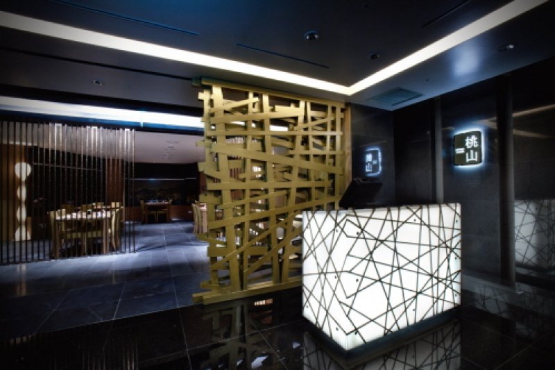 Momoyama - Busan  (3/3)