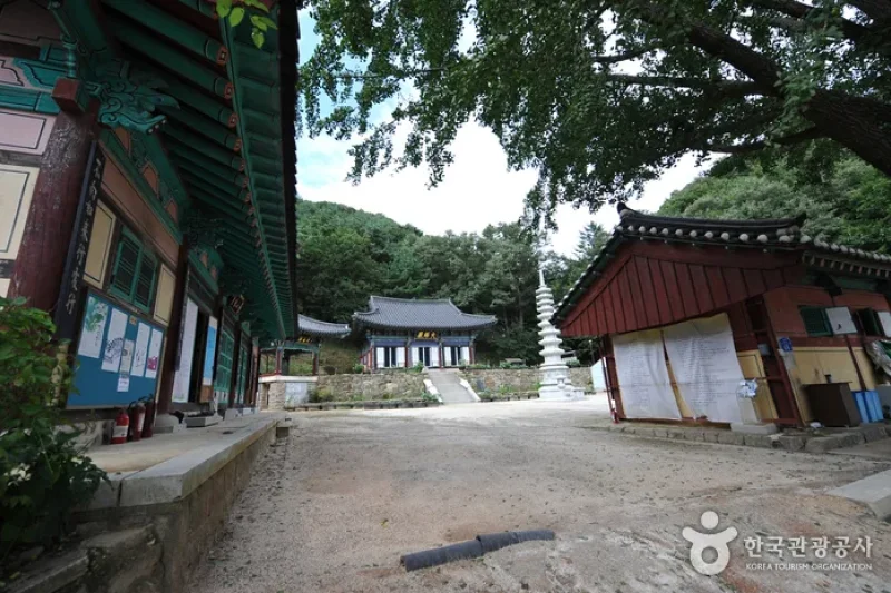Janggyeongsa Temple  (2/6)