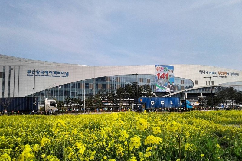 Busan Port International Passenger Terminal  (2/2)