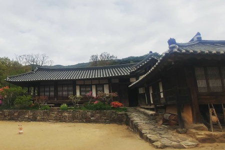 Gokjeongjae House 