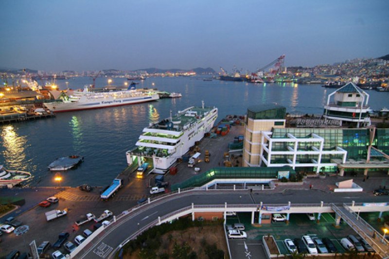 Busan Port Passenger Terminal  (1/6)