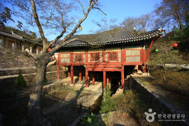 Uiseong Gounsa Temple (고운사 (의성)) (4/9)