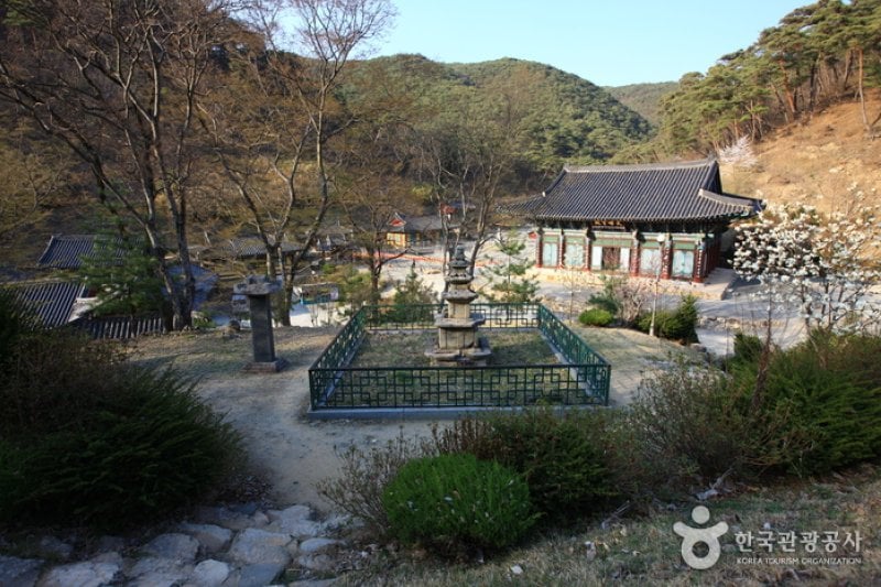 Uiseong Gounsa Temple (고운사 (의성)) (6/9)