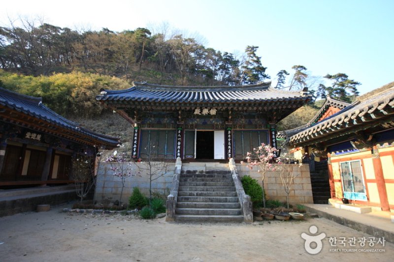 Uiseong Gounsa Temple (고운사 (의성)) (8/9)