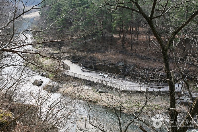 Petroglyphs of Cheonjeon-ri, Ulju  (9/10)
