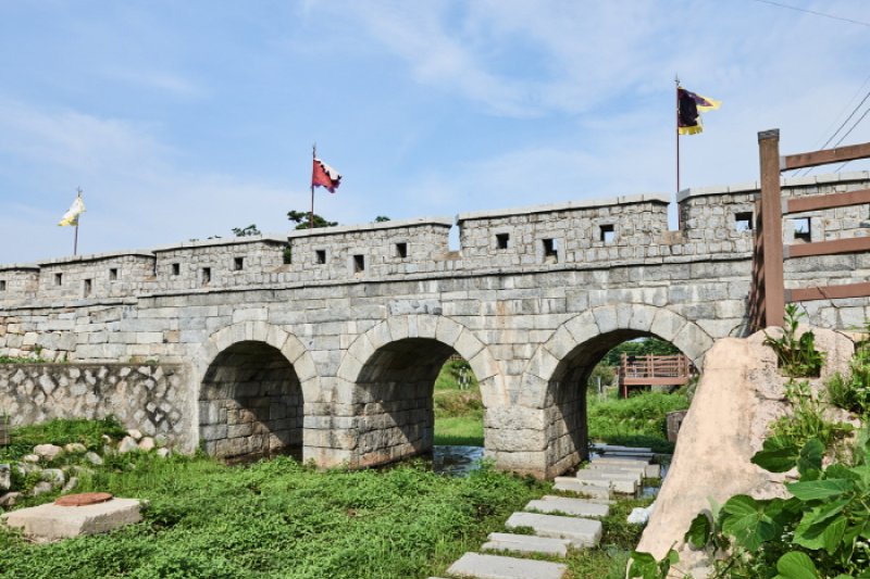 Ganghwa Seoksumun Gate  (14/16)