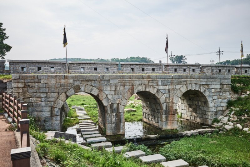 Ganghwa Seoksumun Gate  (16/16)