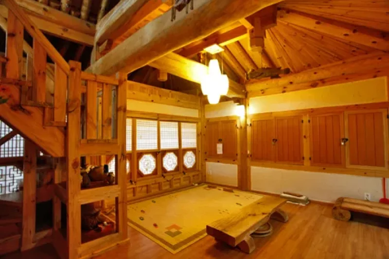 Namquidang’s Hanok Story (남취당의 한옥이야기) (6/11)